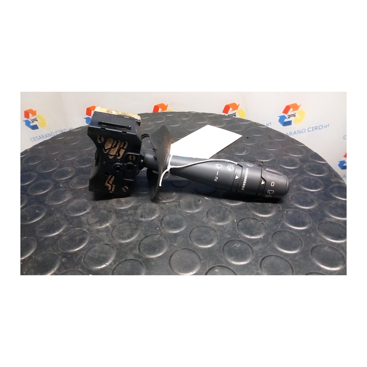 BLOCCO COMANDI TERGICRISTALLI 128 RENAULT CLIO 2A SERIE (04/98-04/01) K7M F7 7701045283
