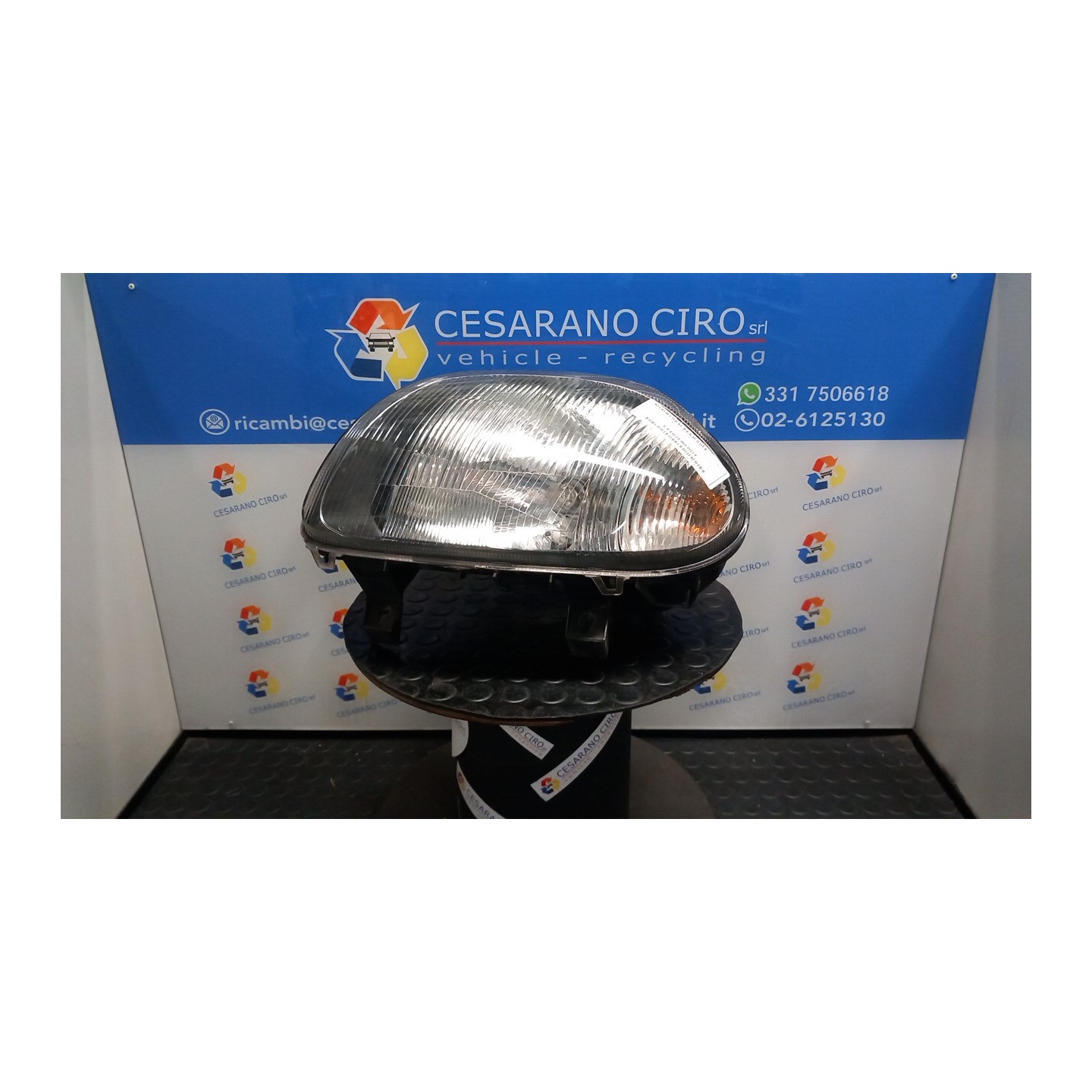 PROIETTORE HELLA SX. 129 RENAULT CLIO 2A SERIE (04/98-04/01) K7M F7 7701045168