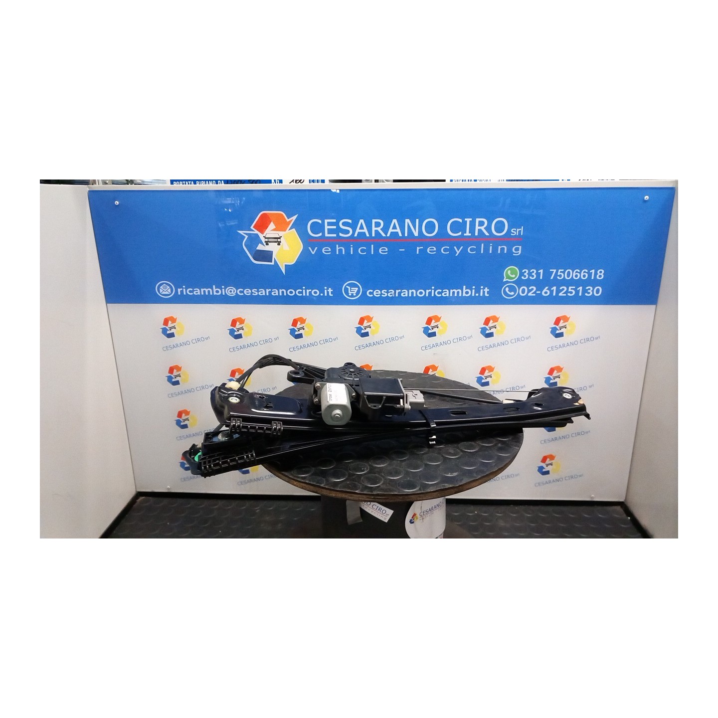 ALZACRISTALLO ELETTR. PORTA ANT. C/MOTORINO DX. 048 SMART FORTWO (C453) (07/14-01/20) H4D A4537200500