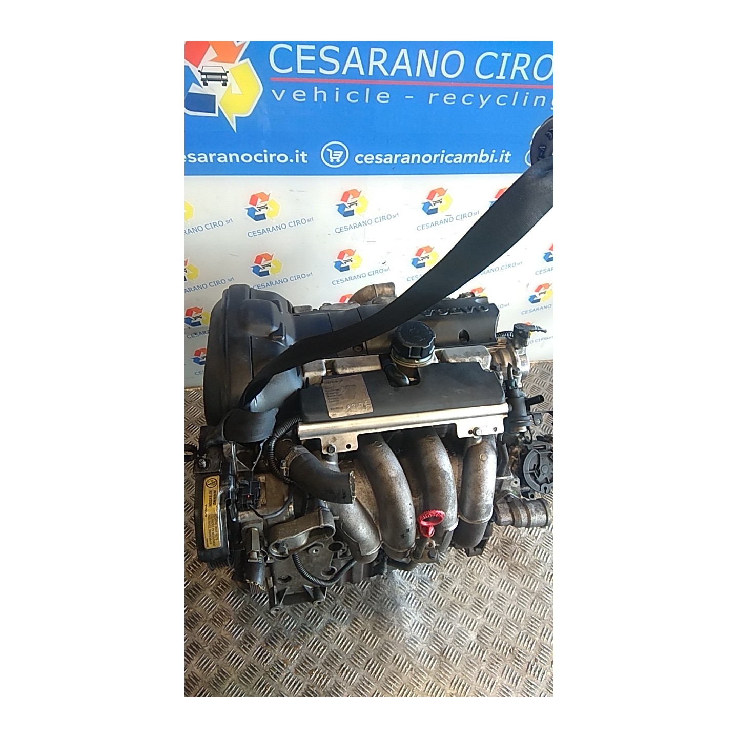 MOTORE SEMICOMPL. ROTAZIONE 052 VOLVO V40 (04/00-03/04) B4164S2 8251078