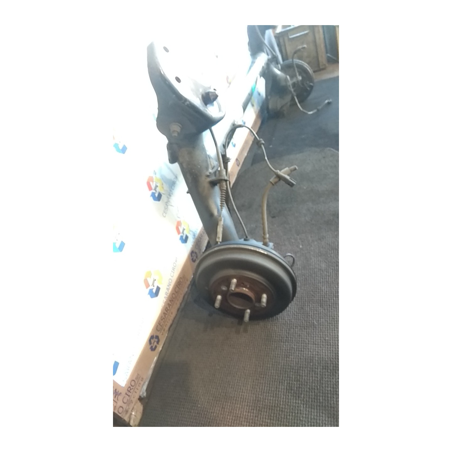 ASSALE POST. P/FRENO POST.TAMBURO 094 FORD FIESTA (CCN) (11/12-) P4JD 5212628