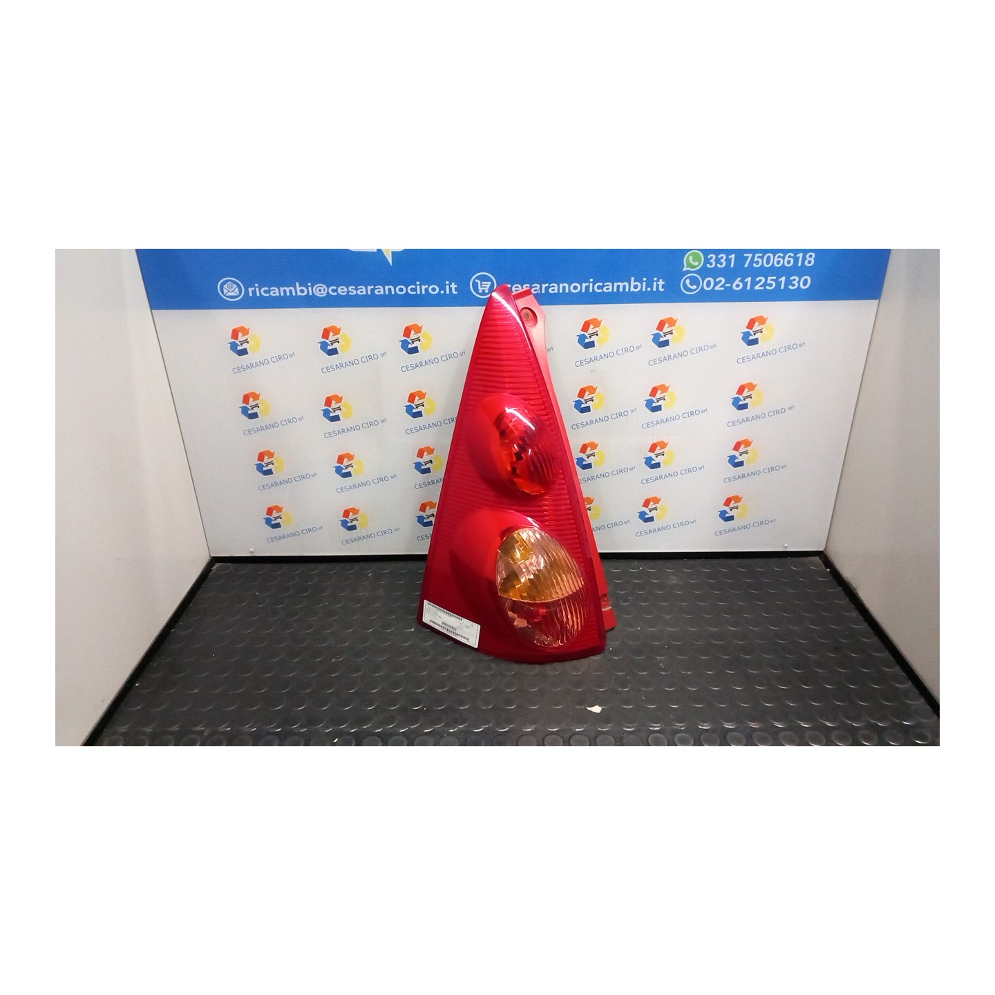 FANALE POST. SX. 070 PEUGEOT 107 (06/05-) 1KR 6350X6