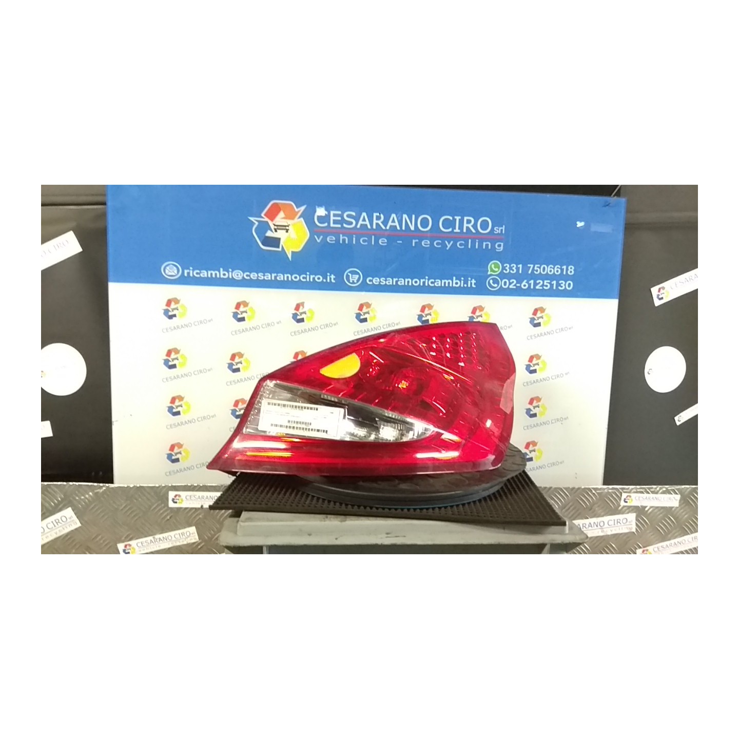 FANALE POST. DX. 009 FORD FIESTA (CB1) (09/08-) SNJB 1709552