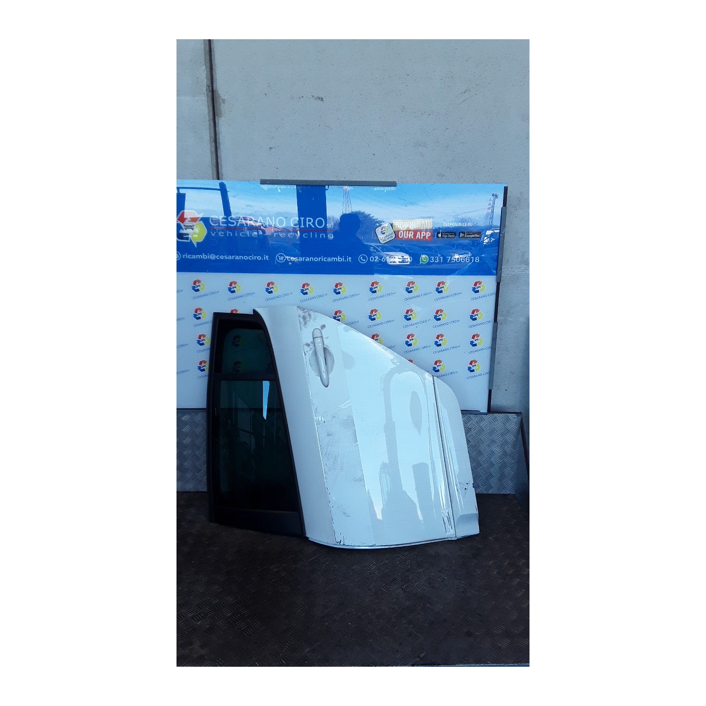 PORTA POST. SX. 022 RENAULT MEGANE 3A SERIE (12/13-12/16) H5FA4 821003885R