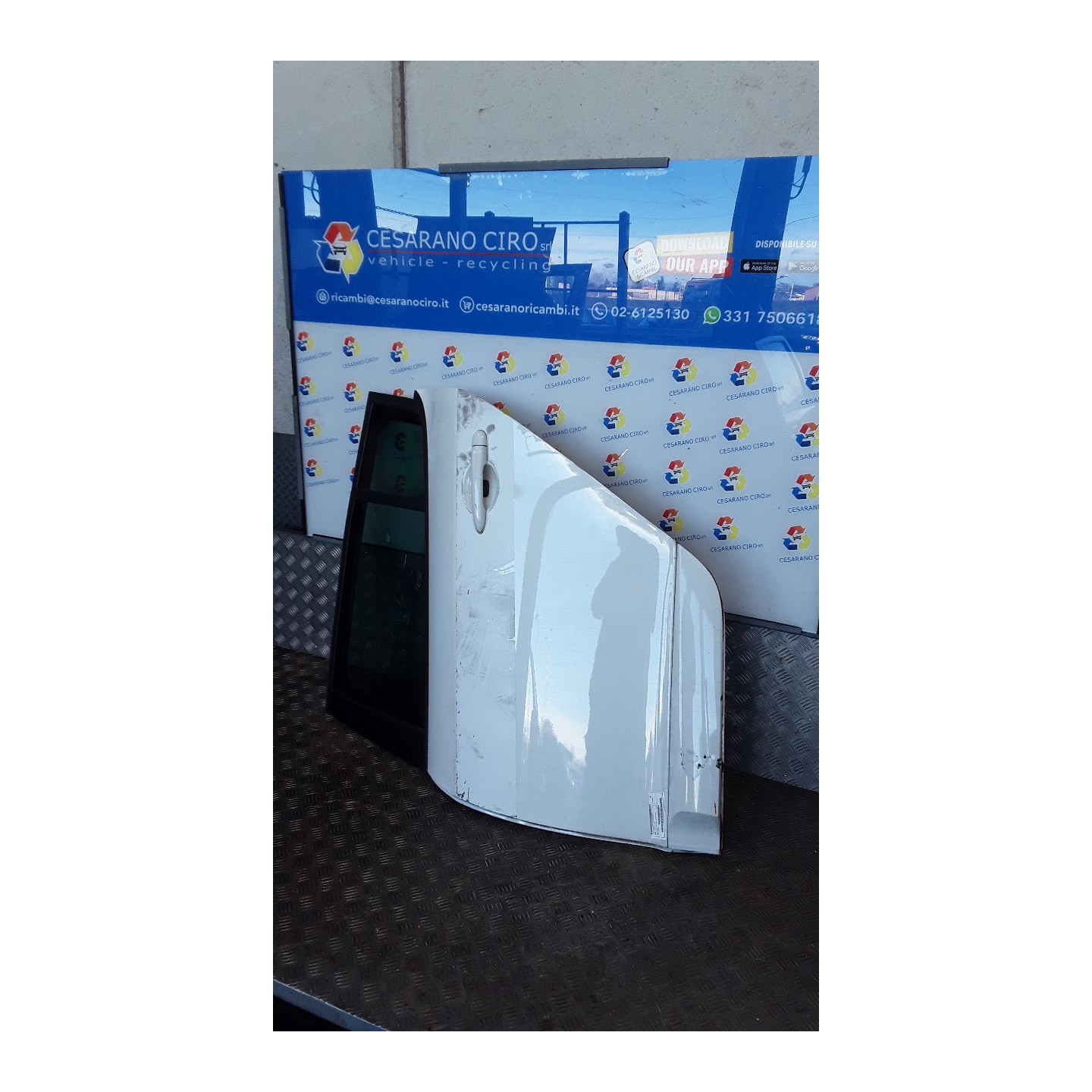 PORTA POST. SX. 022 RENAULT MEGANE 3A SERIE (12/13-12/16) H5FA4 821003885R