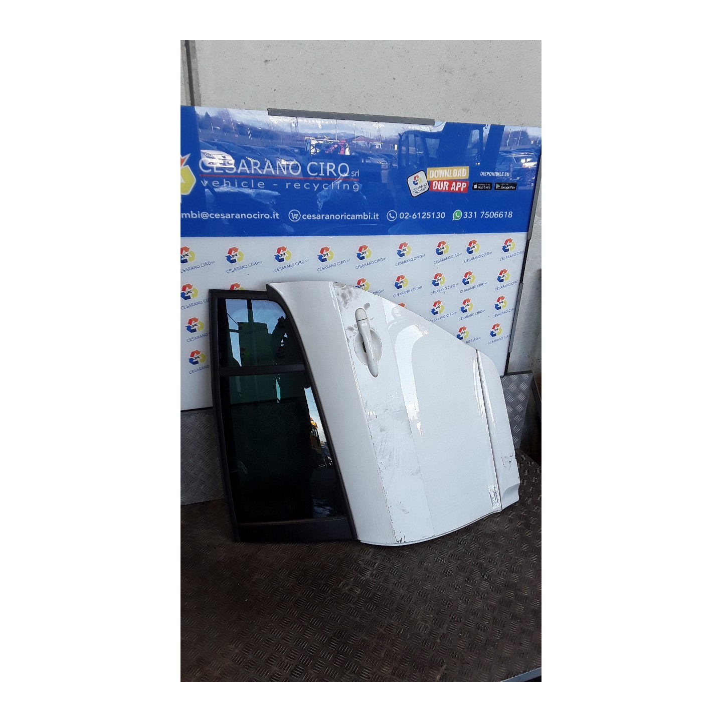 PORTA POST. SX. 022 RENAULT MEGANE 3A SERIE (12/13-12/16) H5FA4 821003885R