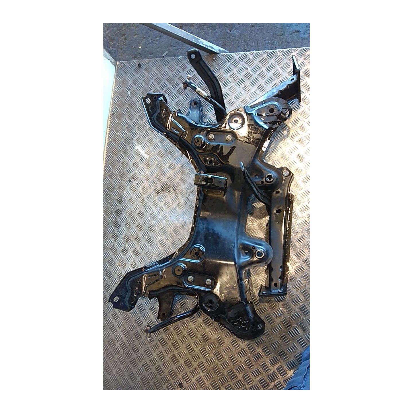 TELAIO AUSILIARIO ANT. 003 FORD KA (CCU) (10/08-03/17) 169A4000 2106084