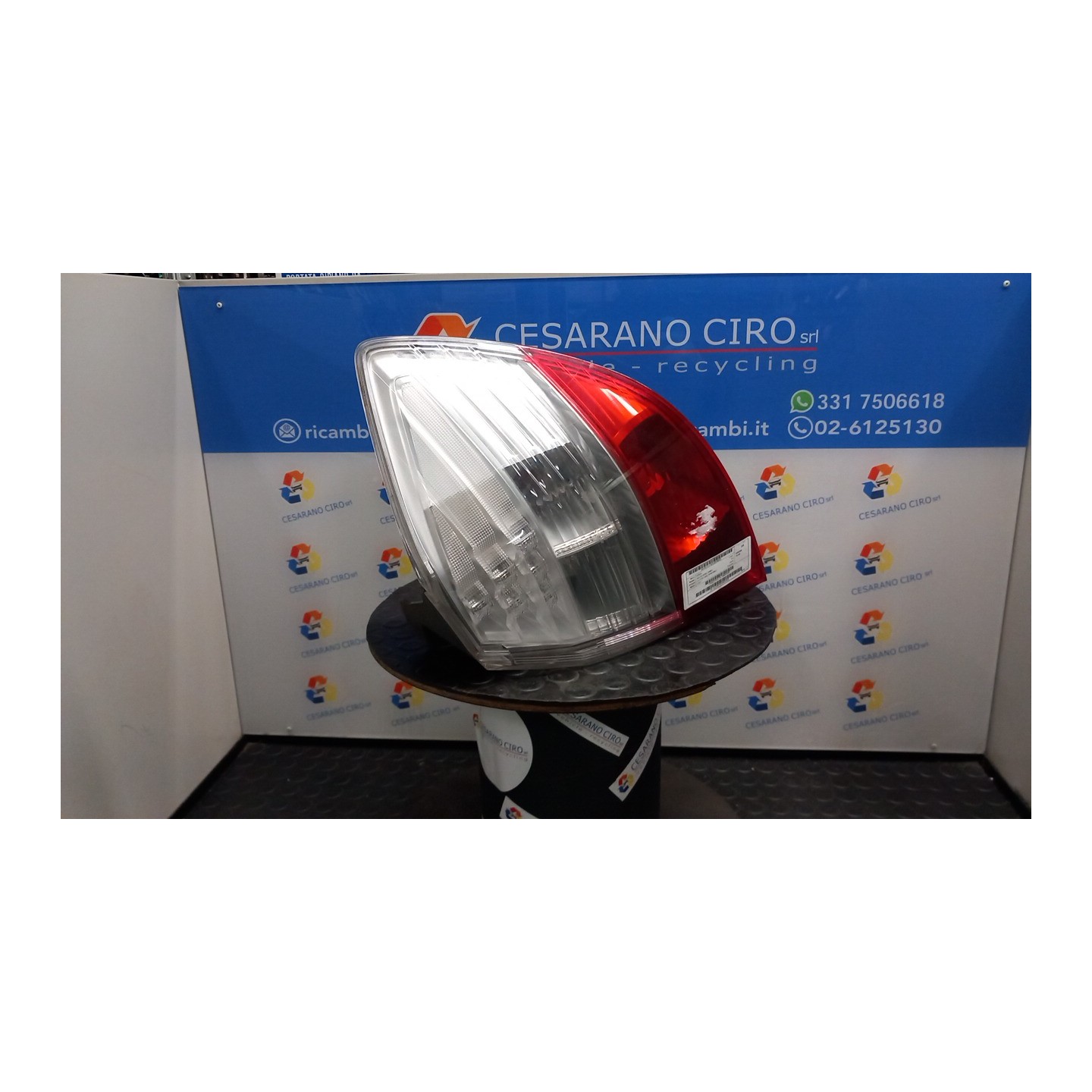 FANALE POST. DX. 037 HONDA JAZZ 2A SERIE (10/08-) L13Z1 33500TF0J01