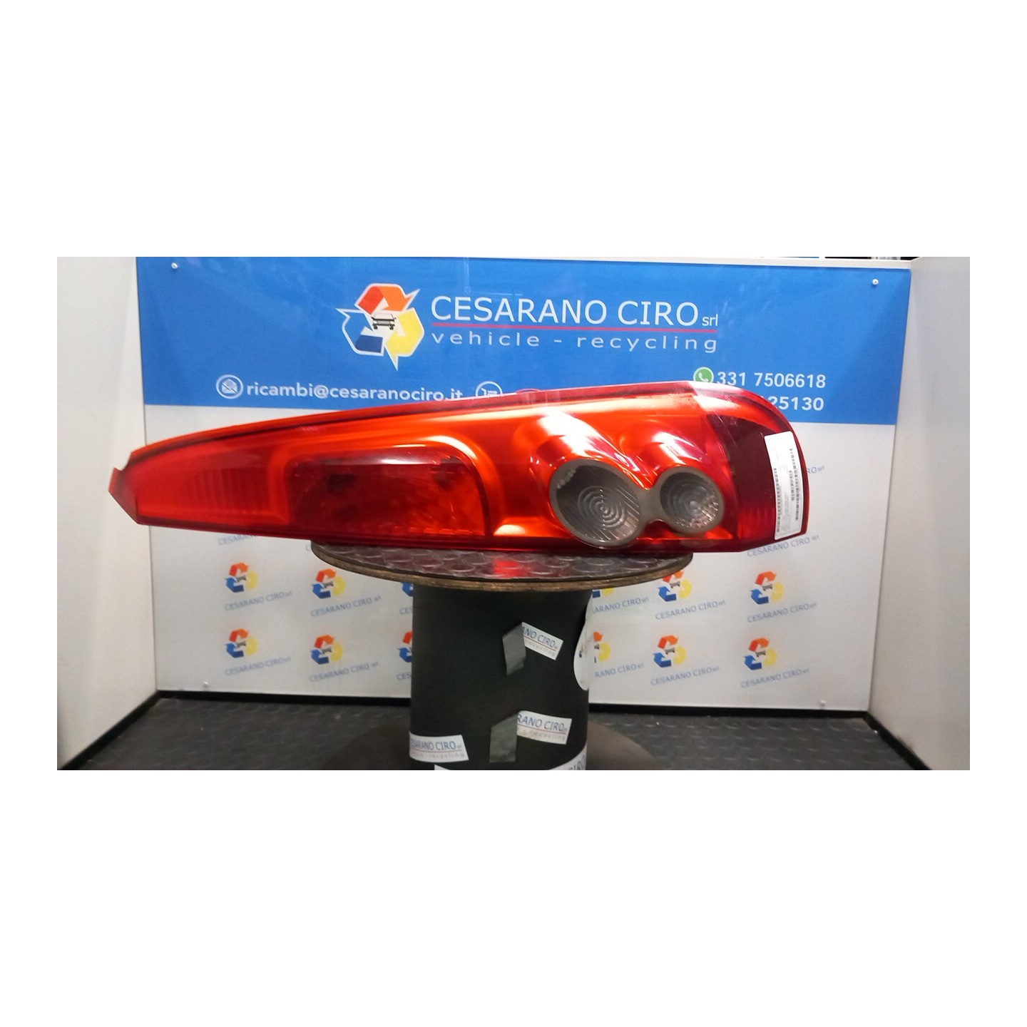 FANALE POST. DX. 091 FORD FIESTA (CBK) (12/05-12/08) FUJA 1437625