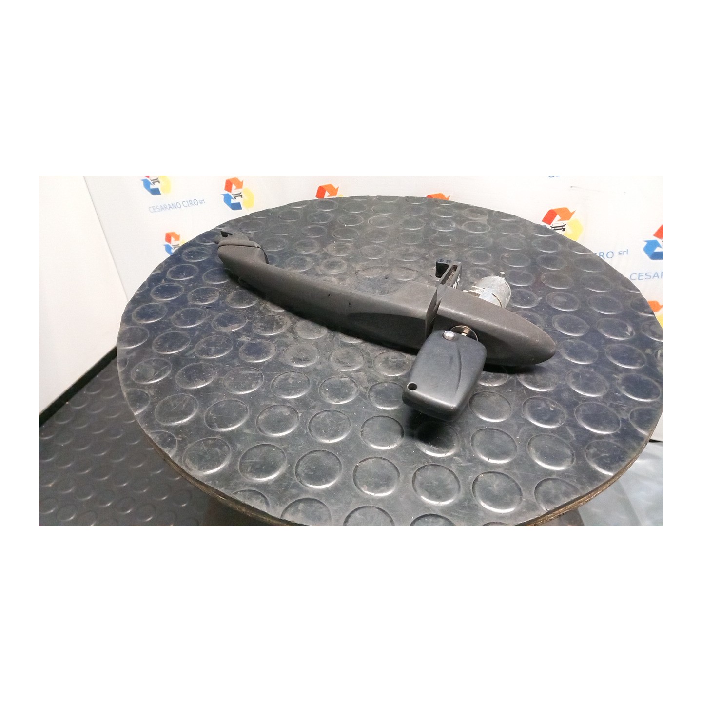 MANIGLIA PORTA ANT. SX. 046 LANCIA YPSILON (TI) (12/08-06/13) 188A4000 735346205