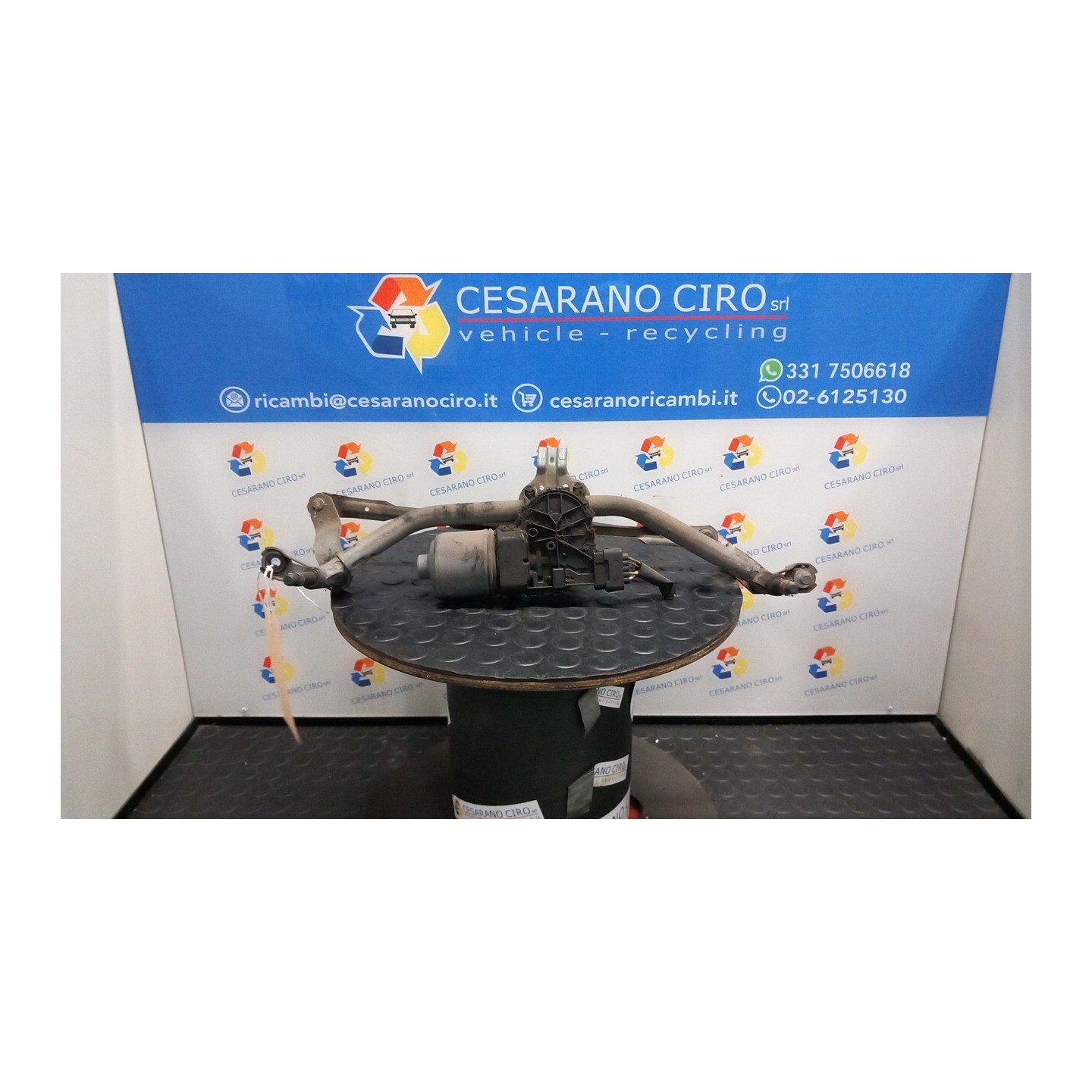 MECCANISMO TERGIPARABREZZA CON MOTORINO 051 PEUGEOT 207 (04/06-06/09) 8HZ 6405CH