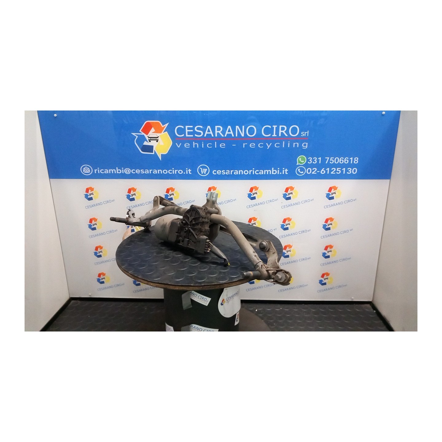 MECCANISMO TERGIPARABREZZA CON MOTORINO 051 PEUGEOT 207 (04/06-06/09) 8HZ 6405CH
