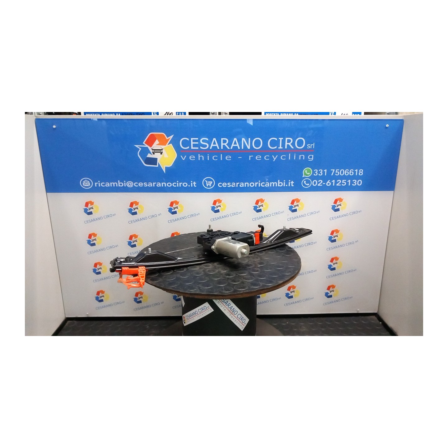ALZACRISTALLO ELETTR. PORTA ANT. C/MOTORINO SX. 071 FIAT BRAVO (3L) (01/07-03/10) 192B2000 51827394