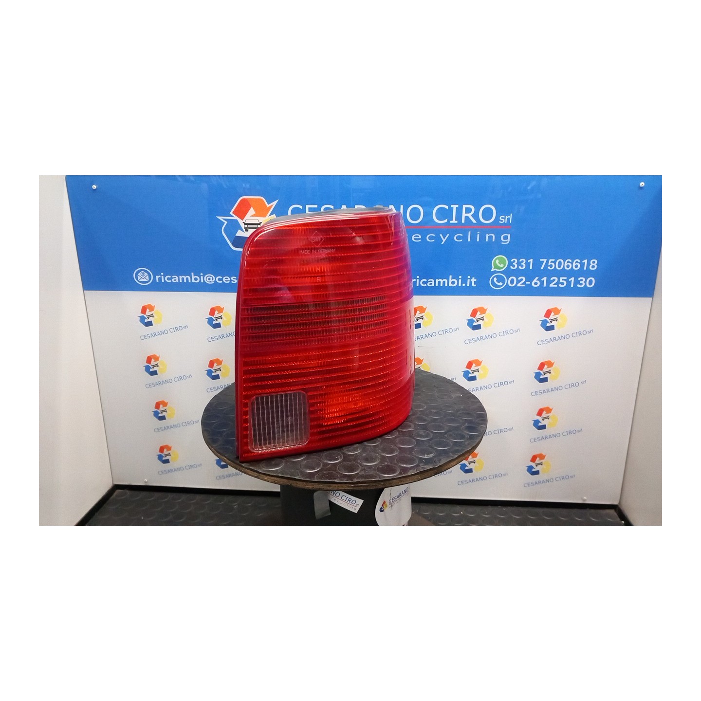 FANALE POST. DX. 103 VOLKSWAGEN PASSAT (3B) (08/96-04/03) ADR 3B9945096G