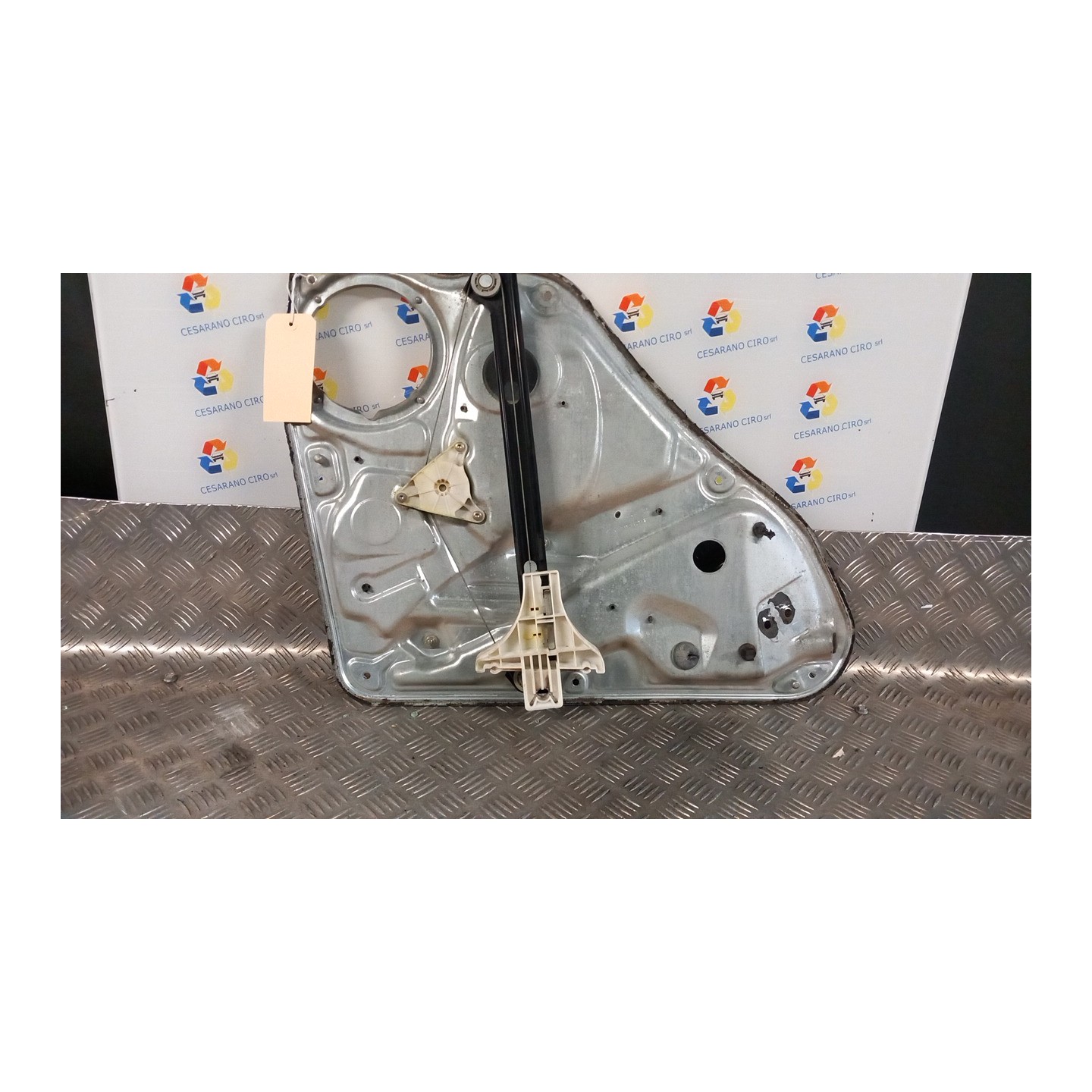 MOTORINO ALZACRISTALLO PORTA POST. DX. 107 VOLKSWAGEN PASSAT (3B) (08/96-04/03) ADR 1C0959812001