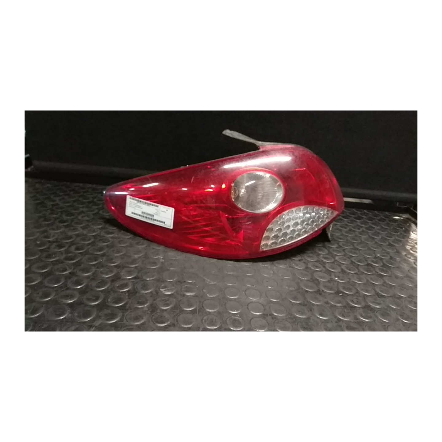 FANALE POST. SX. 024 PEUGEOT 206 PLUS (02/09-) HFX 6350GV