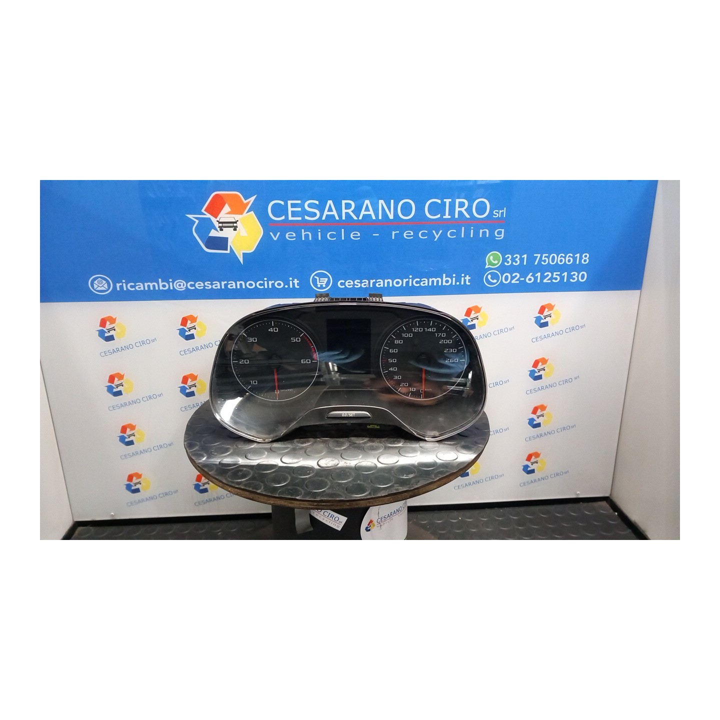 QUADRO STRUMENTI COMPL. MY 2015/COLOUR/260 KMH 009 SEAT LEON (10/12-10/17) CRM 5F0920872A