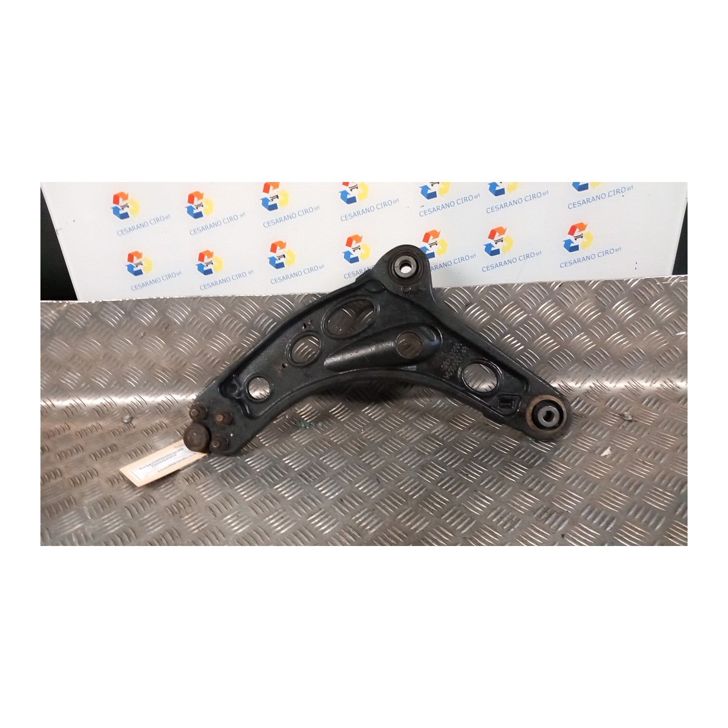 BRACCIO OSCILLANTE SOSP. ANT. DX. 029 RENAULT TRAFIC (09/06-04/10) G9UB6 545049296R