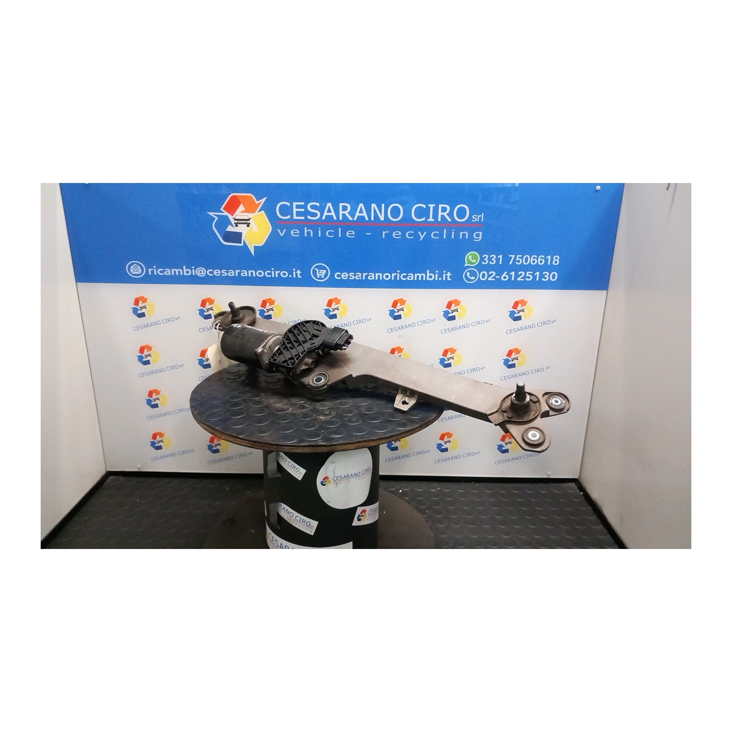 MOTORINO TERGIPARABREZZA 108 KIA CARNIVAL 2A SERIE (06/06-) J3 981104D000