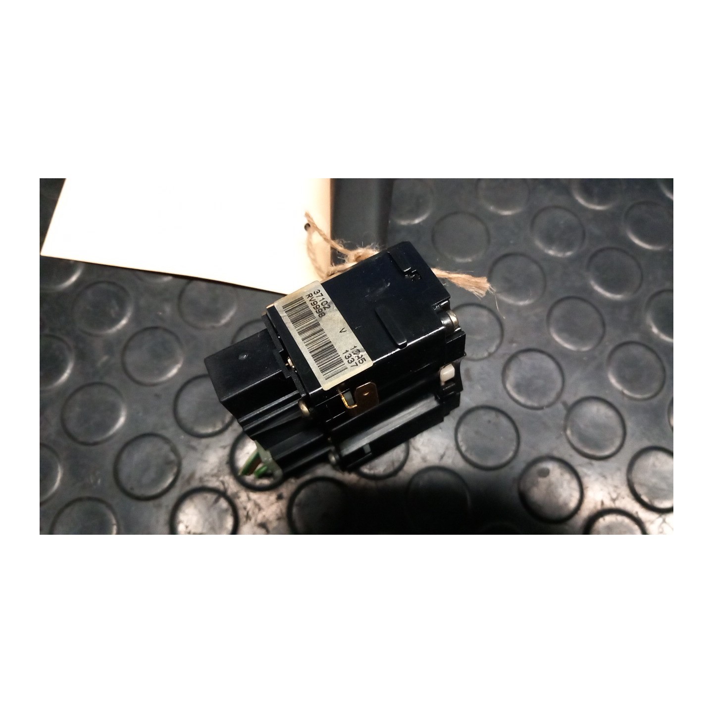 BLOCCO COMANDO VOLANTE LUCI 147 LAND ROVER FREELANDER (08/02-10/06) 204D3 STC4017