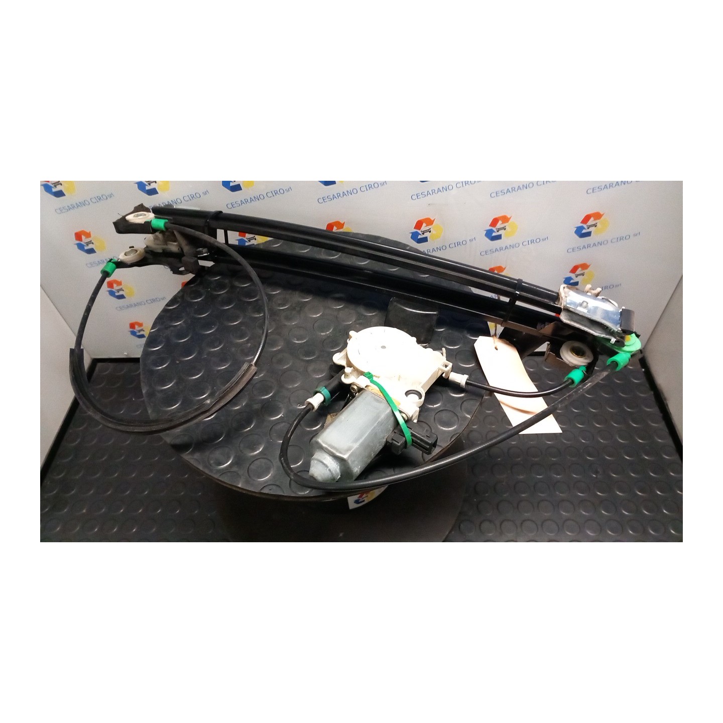 ALZACRISTALLO ELETTR. PORTA ANT. C/MOTORINO DX. 155 LAND ROVER FREELANDER (08/02-10/06) 204D3 LR006371