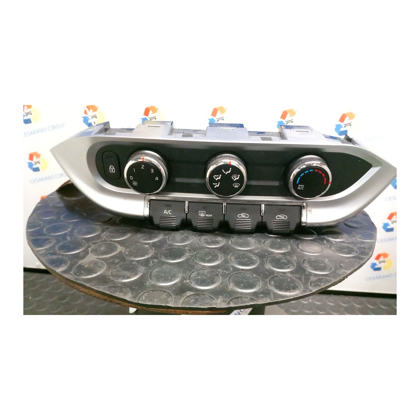 BLOCCO COMANDO CLIMATIZZAZIONE C/A/C AUTO/IONIZZAT./PTC 008 KIA RIO 3A SERIE (01/15-10/17) G4LA 972501W640
