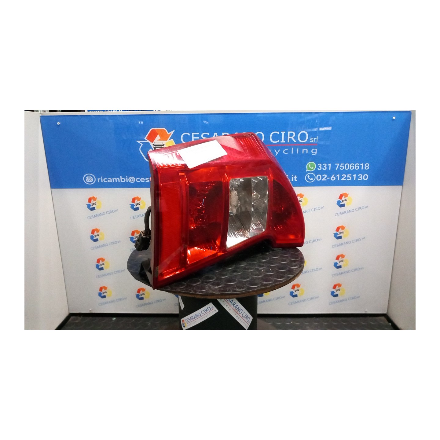 FANALE POST. SX. 049 KIA CARENS 2A SERIE (11/06-) D4EA 924011D010