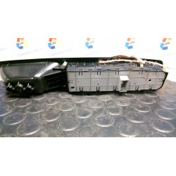 BLOCCO COMANDI ALZACRISTALLI E RETROVISORI EST. E3B;EA4;EA3 C/RETR.EST.03/04 071 RENAULT MEGANE 3A SERIE (12/13-12/16) H5FA4 80