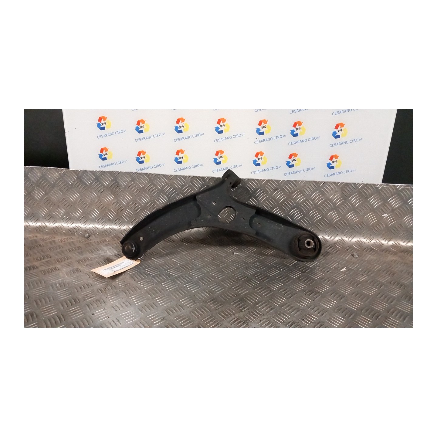 BRACCIO OSCILLANTE SOSP. ANT. DX. 071 KIA RIO 3A SERIE (01/15-10/17) G4LA 545011W000