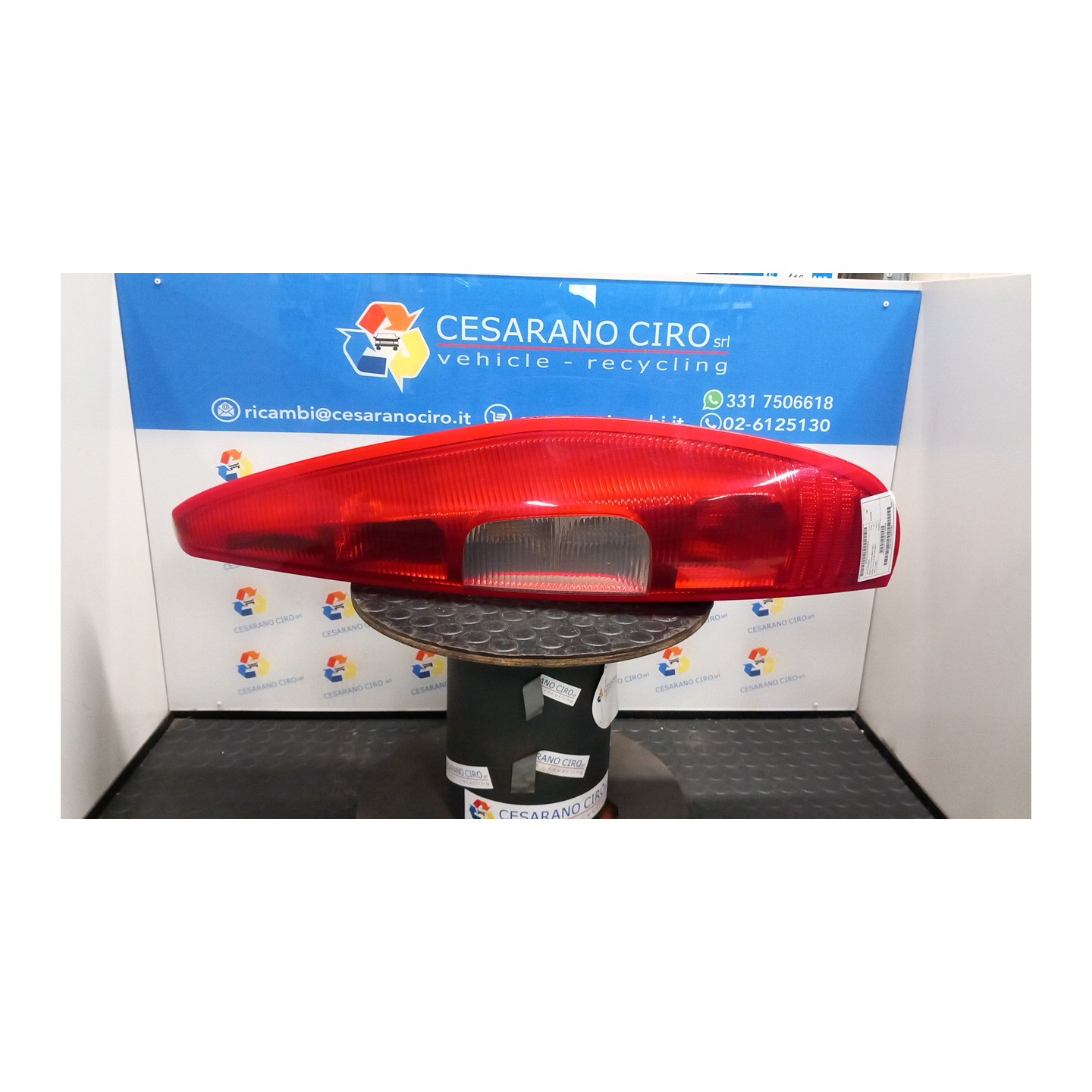 FANALE POST. 02-02-06- DX. 123 MITSUBISHI COLT 7A SERIE (06/04-12/09) 639939 8330A328