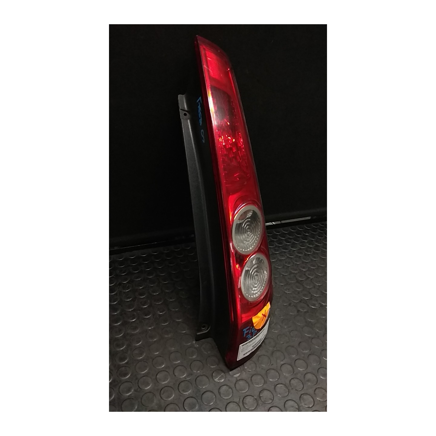 FANALE POST. DX. 018 FORD FIESTA (CBK) (12/05-12/08) F6JB 1432269