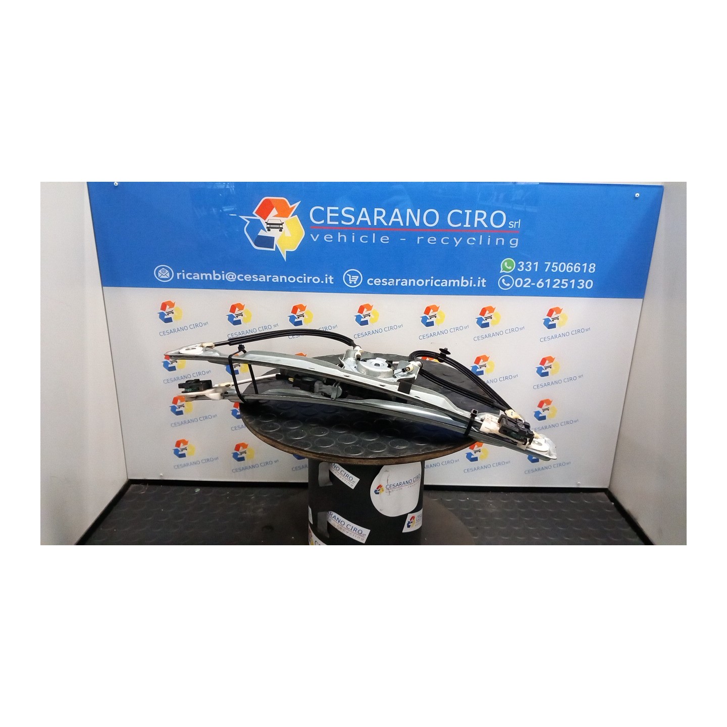 ALZACRISTALLO ELETTR. PORTA ANT. CON MOTORINO DX. 113 CITROEN DS3 (11/09-01/16) 8FP 9222FV