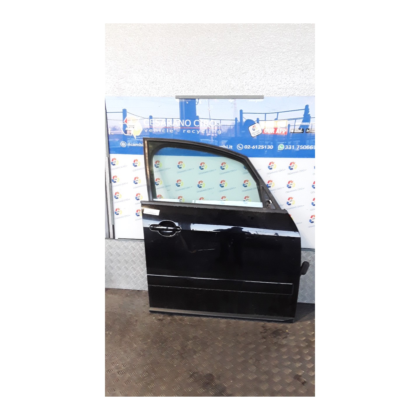 PORTA ANT. DX. 154 AUDI A2 (8Z) (06/00-02/06) AUA 8Z0831052A