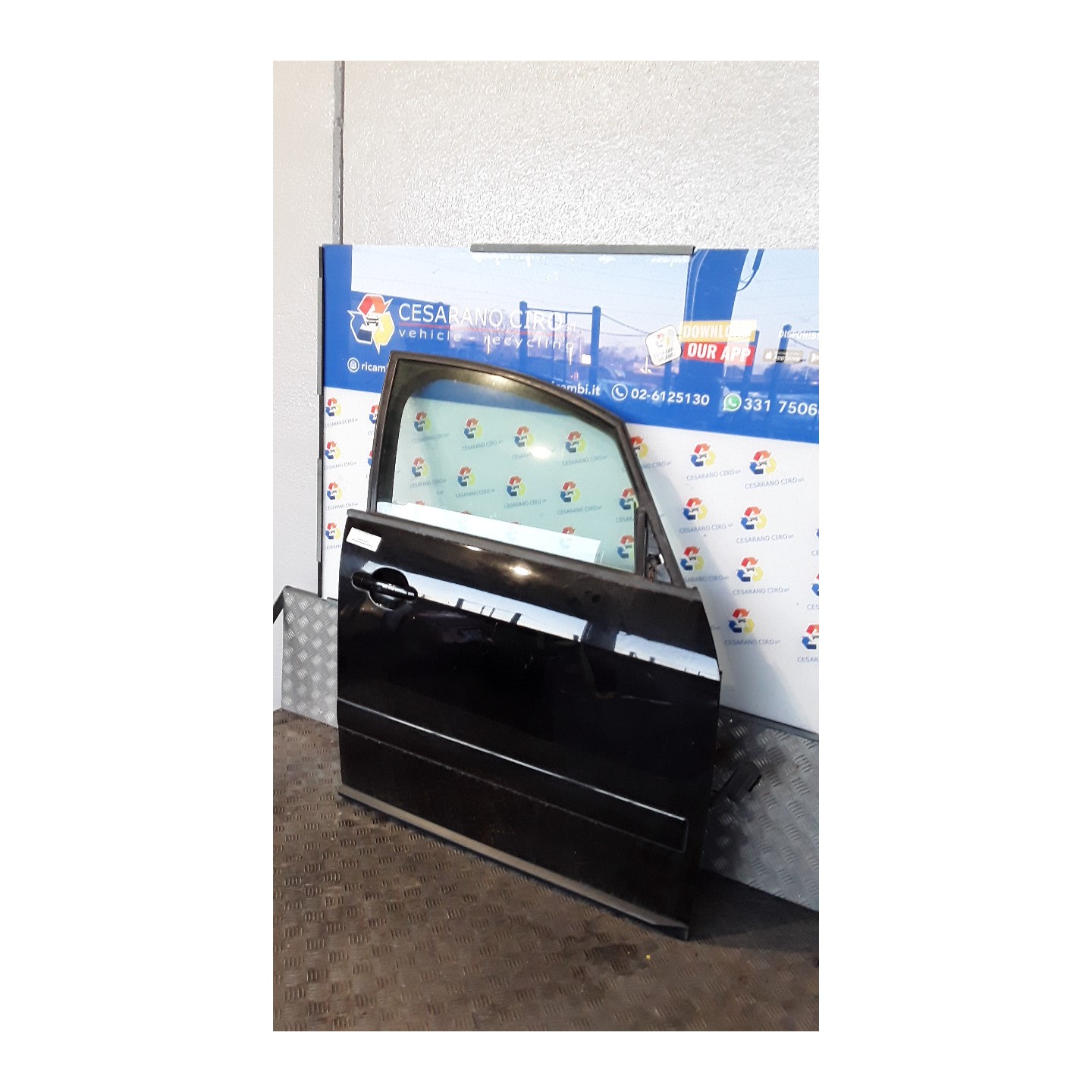 PORTA ANT. DX. 154 AUDI A2 (8Z) (06/00-02/06) AUA 8Z0831052A