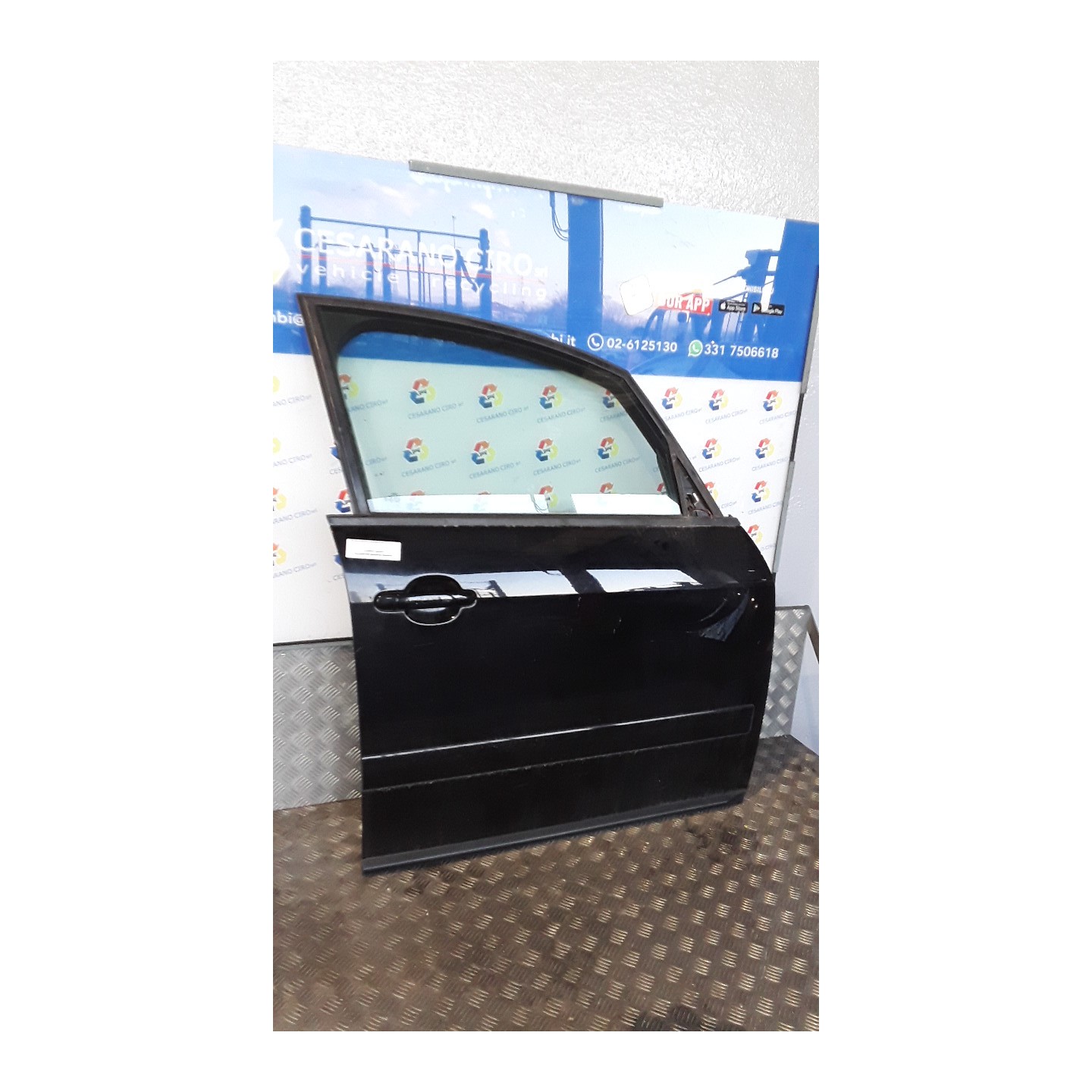 PORTA ANT. DX. 154 AUDI A2 (8Z) (06/00-02/06) AUA 8Z0831052A