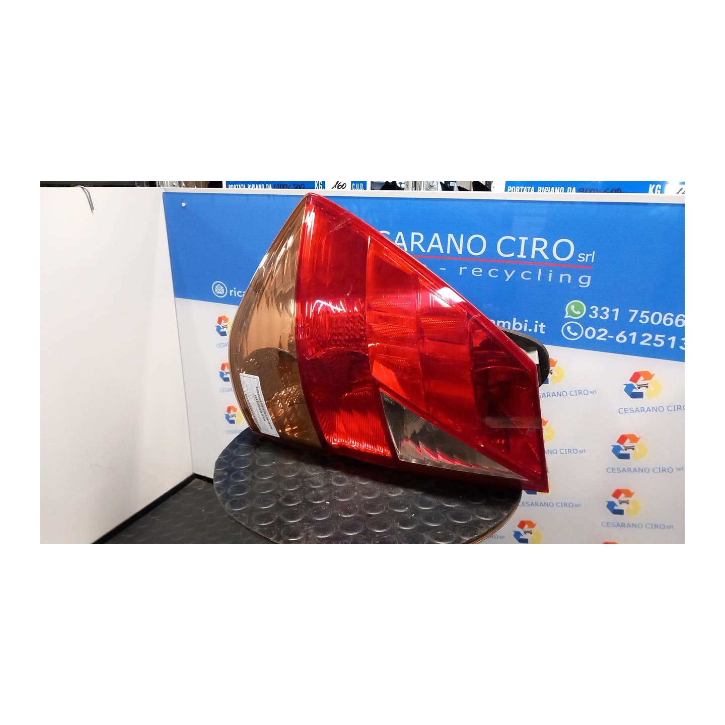 FANALE POST. DX. 119 HONDA FR-V (10/04-04/07) N22A1 33501SJDG11