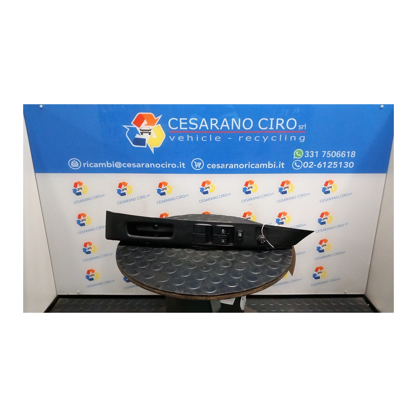 BLOCCO COMANDI ALZACRISTALLI 123 DAIHATSU CUORE (09/07-) 1KR 84820B2320