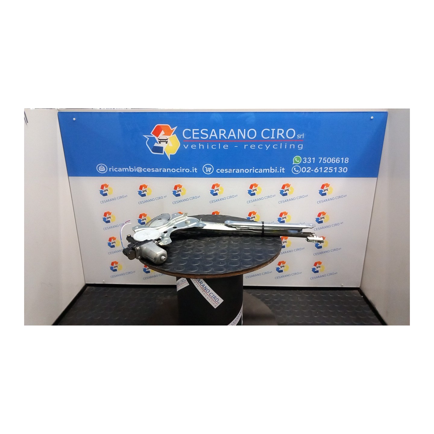 ALZACRISTALLO ELETTR. PORTA ANT. SX. 128 DAIHATSU CUORE (09/07-) 1KR 69802B2090