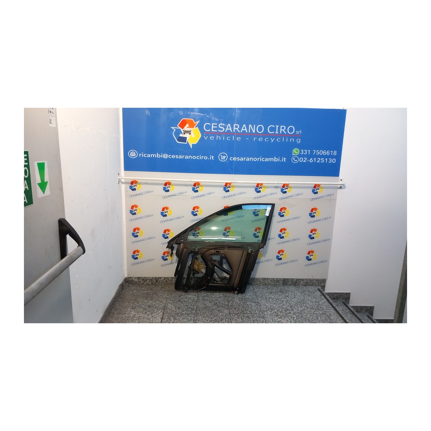 ALZACRISTALLO ELETTR. PORTA ANT. SX. 081 AUDI A3 (8L) (08/96-12/01) AKL 8L4837461