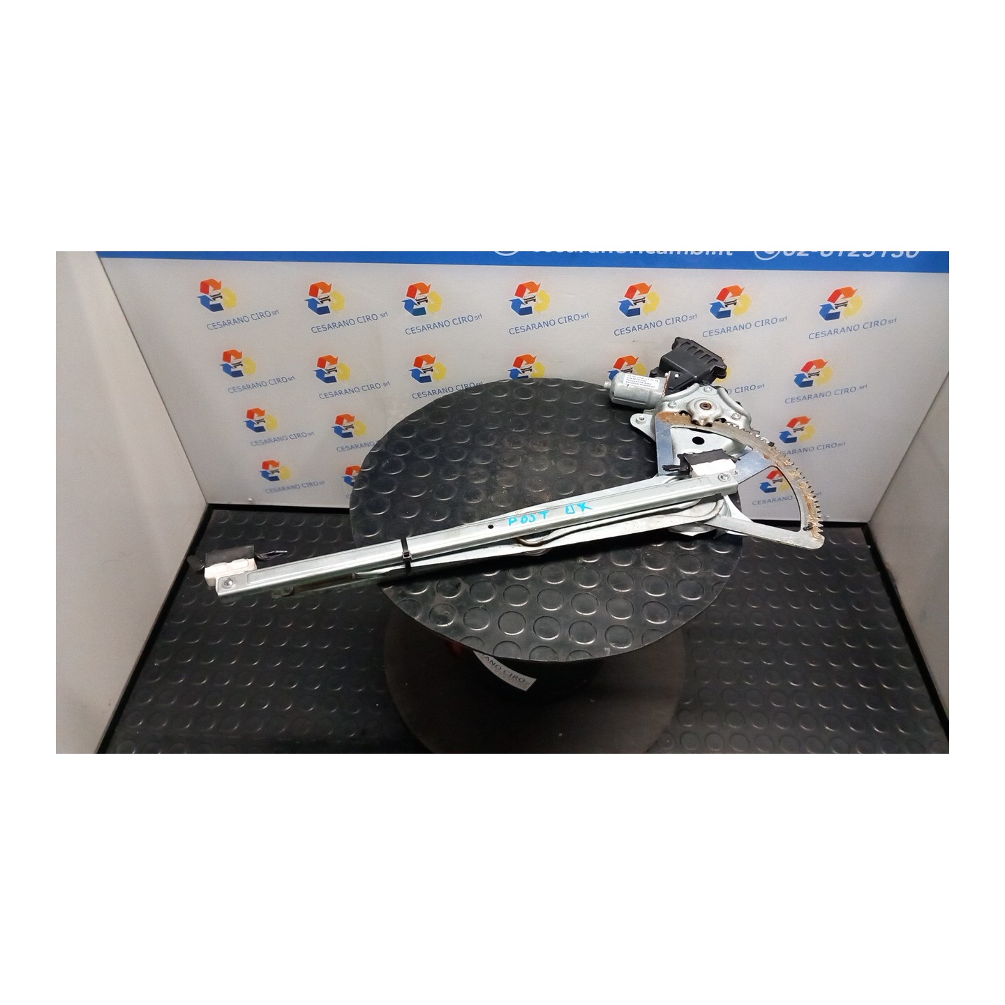 ALZACRISTALLO ELETTR. PORTA POST. SOL C/MOTORINO DX. 086 TOYOTA COROLLA VERSO (03/04-12/09) 2ADFTV 698300F020
