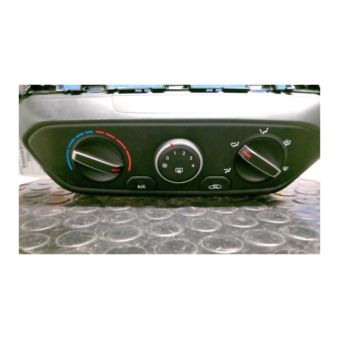 BLOCCO COMANDO CLIMATIZZAZIONE C/A/C AUTO 051 HYUNDAI BAYON (06/21-) G4LF 97250Q0210TT6