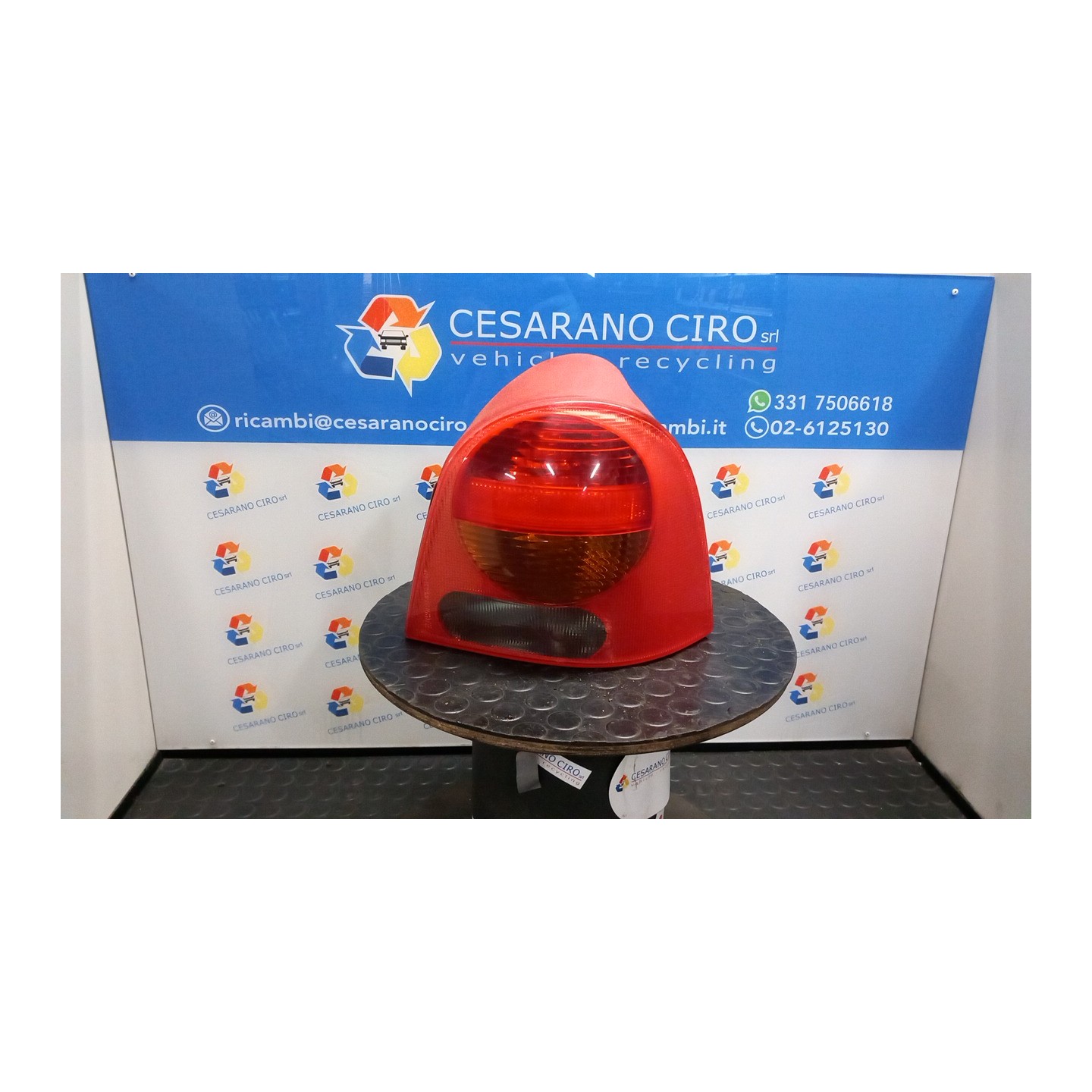 FANALE POST. 09/04 DX. 120 RENAULT TWINGO 1A SERIE (08/98-09/07) D7FF7 7700426320