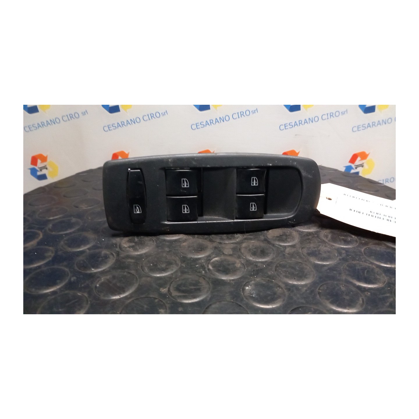 BLOCCO COMANDI ALZACRISTALLI EQPT0;EQPT1 070 RENAULT KOLEOS (05/08-) M9RG8 25401JY40B