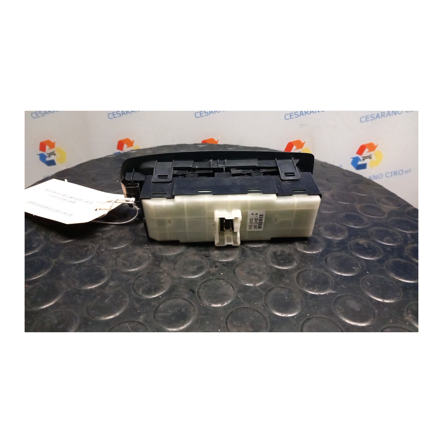 BLOCCO COMANDI ALZACRISTALLI EQPT0;EQPT1 070 RENAULT KOLEOS (05/08-) M9RG8 25401JY40B
