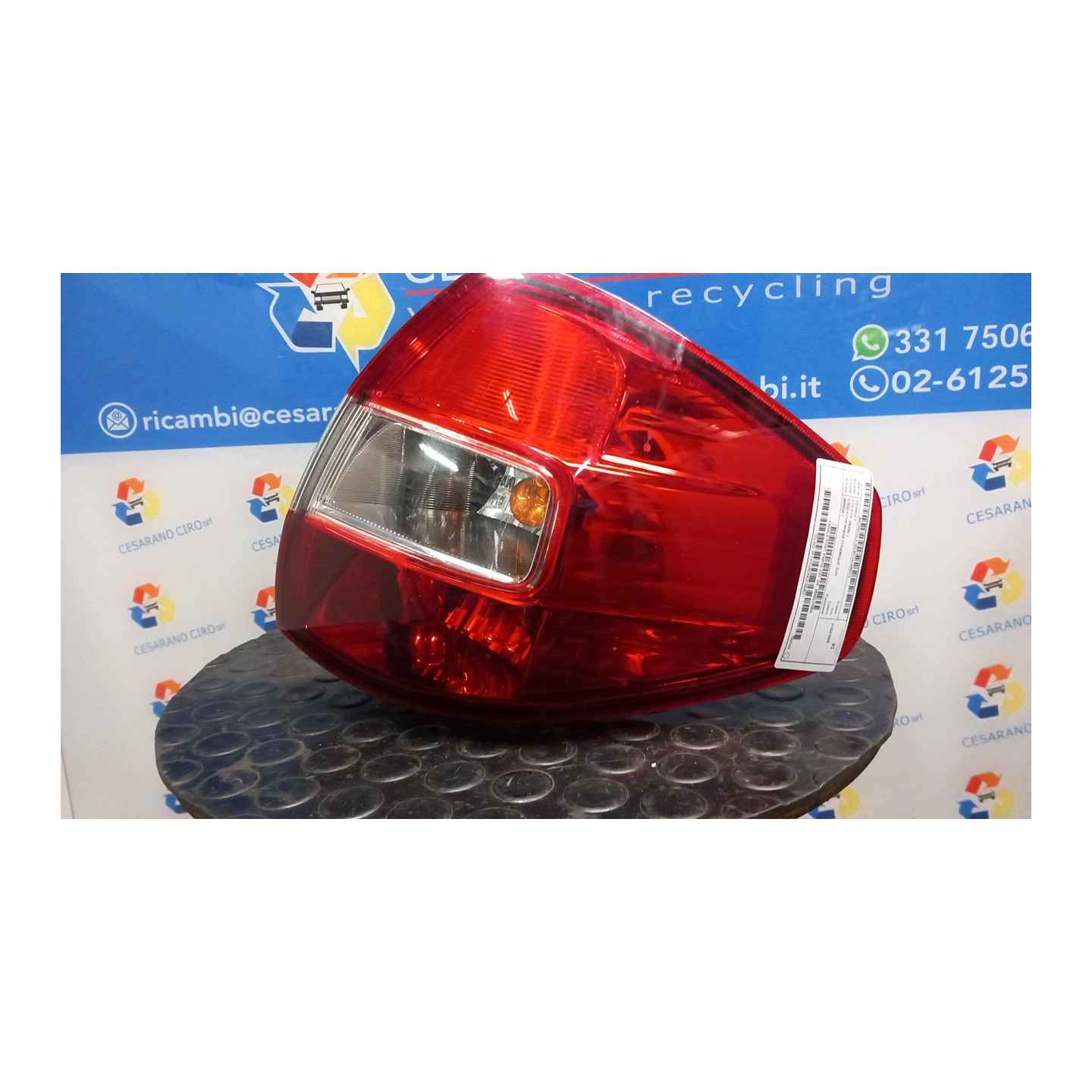 FANALE POST. PARTE EST. DX. 073 RENAULT KOLEOS (05/08-) M9RG8 26550JY00A
