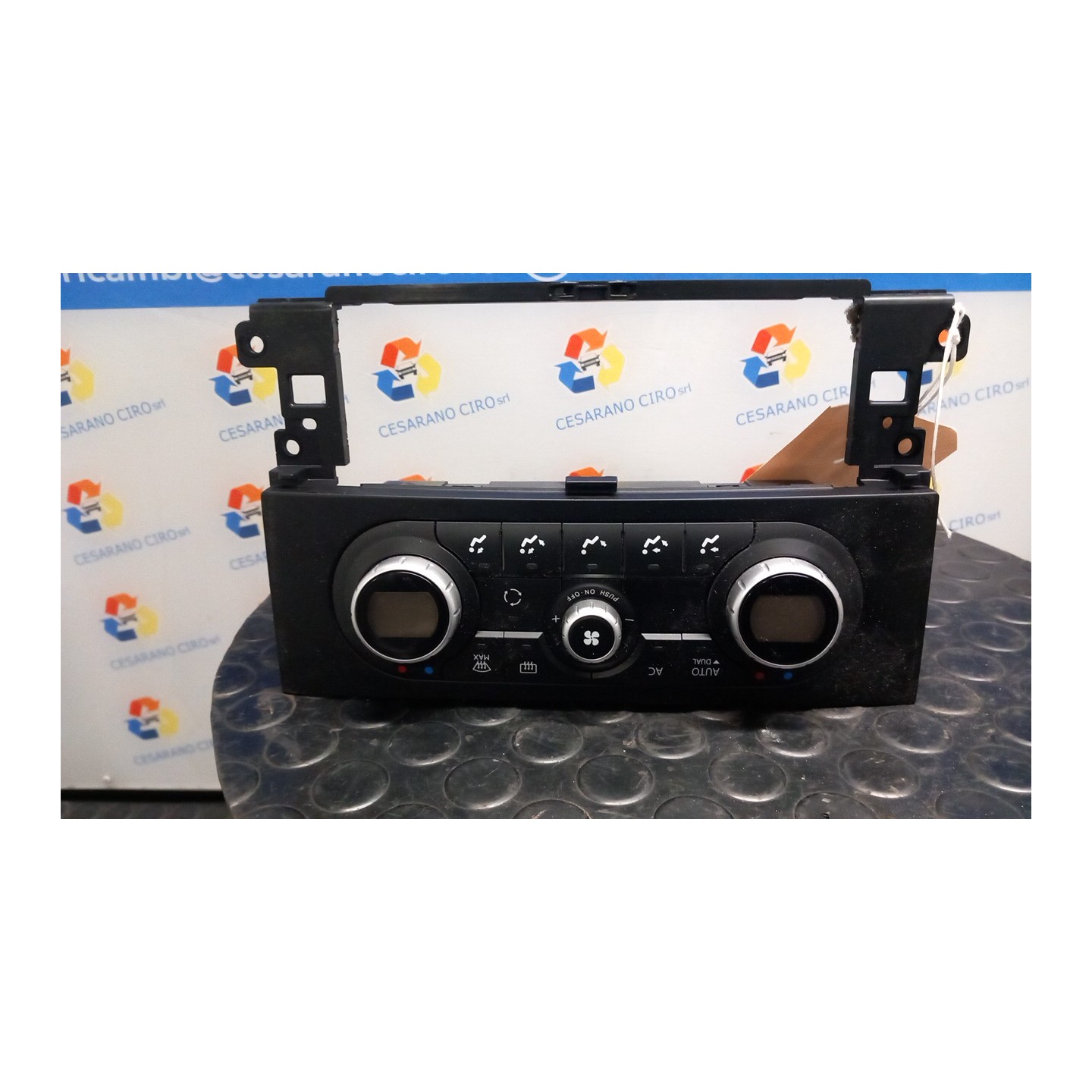 BLOCCO COMANDO CLIMATIZZAZIONE EQPT1;EQPT2 113 RENAULT KOLEOS (05/08-) M9RG8 27520JY10A