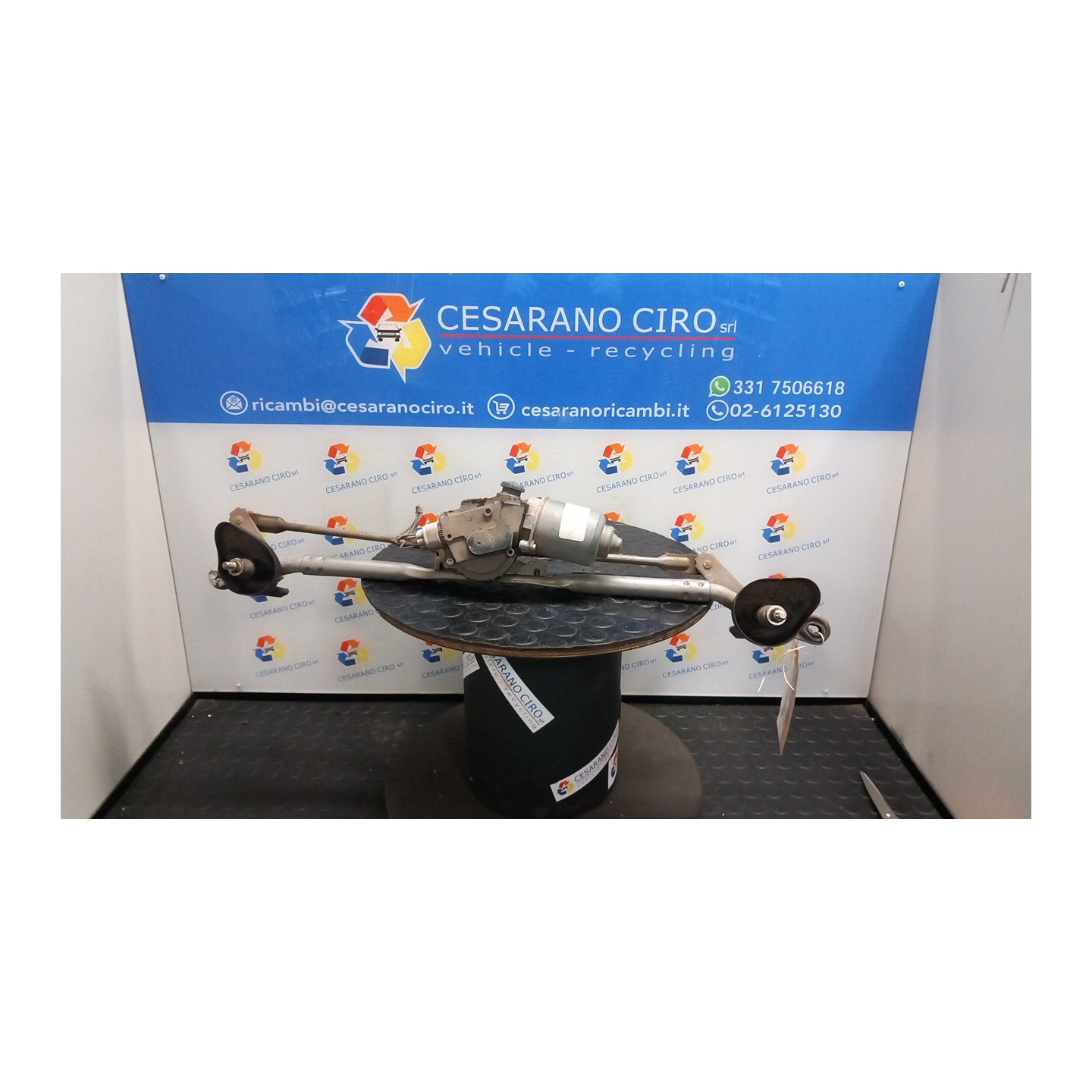 MECCANISMO TERGIPARABREZZA CON MOTORINO 013 JEEP COMPASS (MK) (03/11-05/15) 651925 K05303827AF