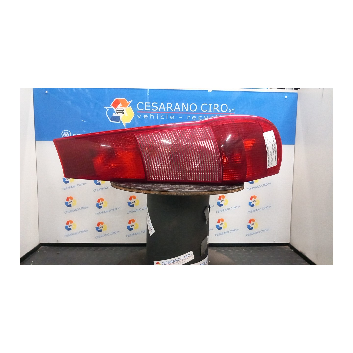 FANALE POST. DX. 061 FIAT PUNTO 1A SERIE (11/93-10/99) 176B9000 7730722