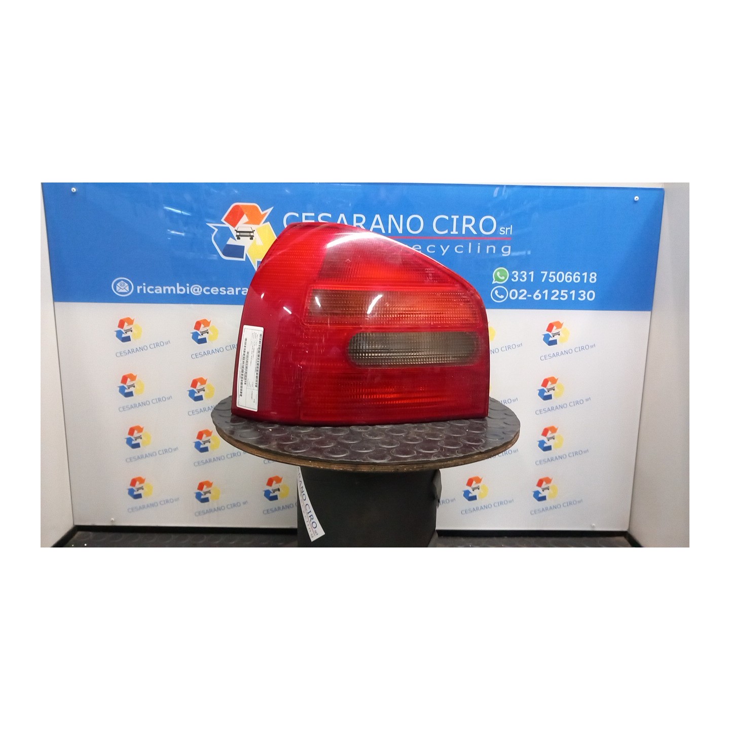 FANALE POST. SX. 052 AUDI A3 (8L) (08/96-12/01) AEH 8L0945095A