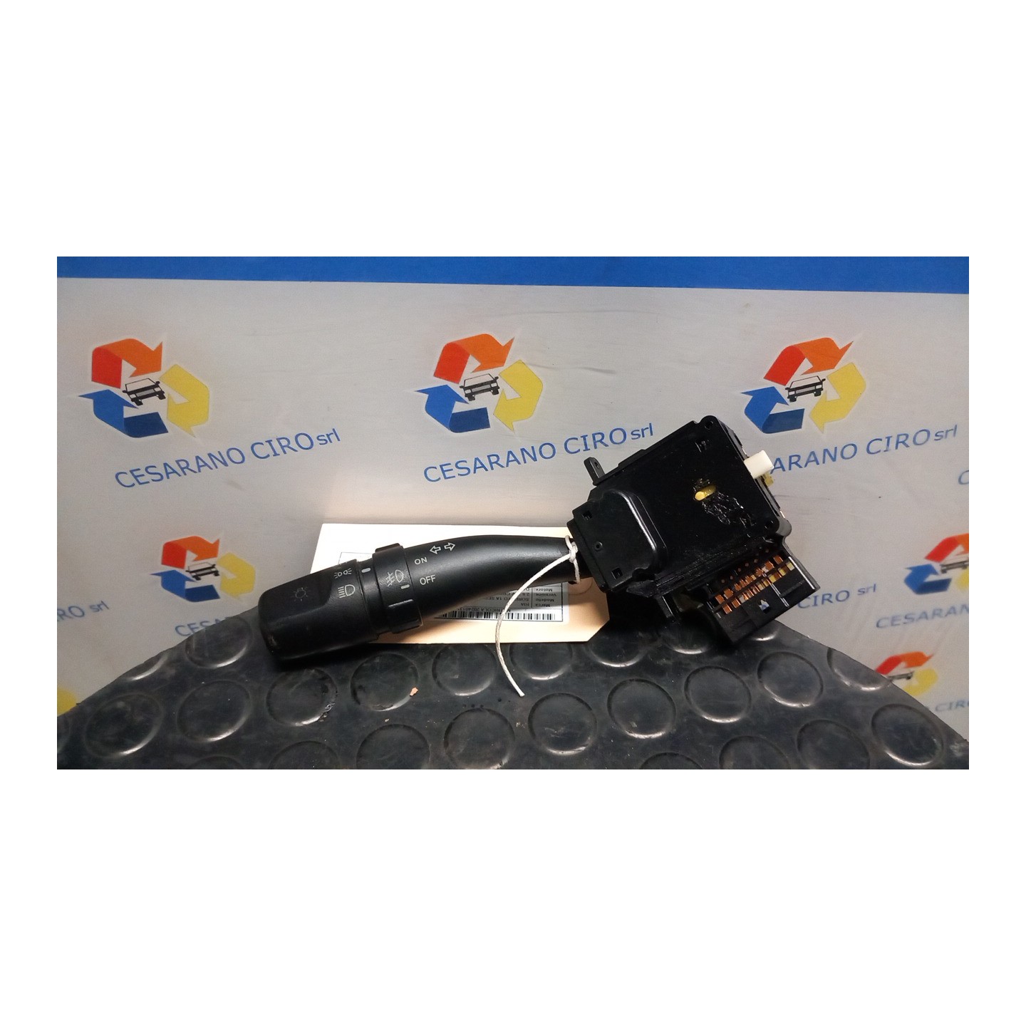 BLOCCO COMANDO VOLANTE LUCI 066 KIA SORENTO 1A SERIE (07/02-12/06 D4CB 934103E000